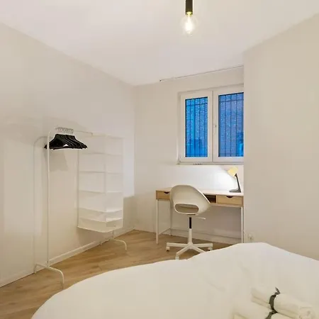 Cozy - Little Hendrik * Antwerp